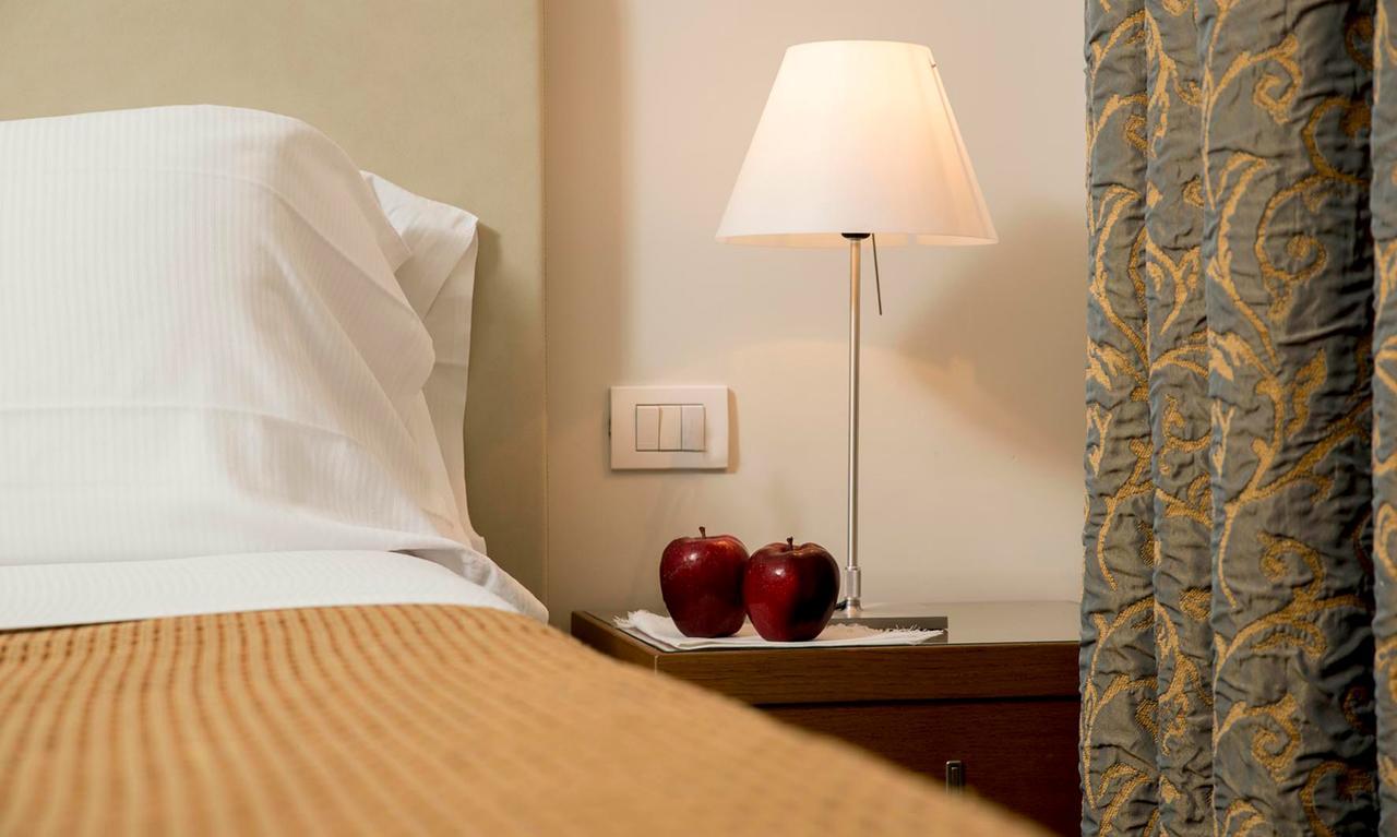 Villa Dei Gelsomini & National Hotel Dal 1903 Rimini Ngoại thất bức ảnh