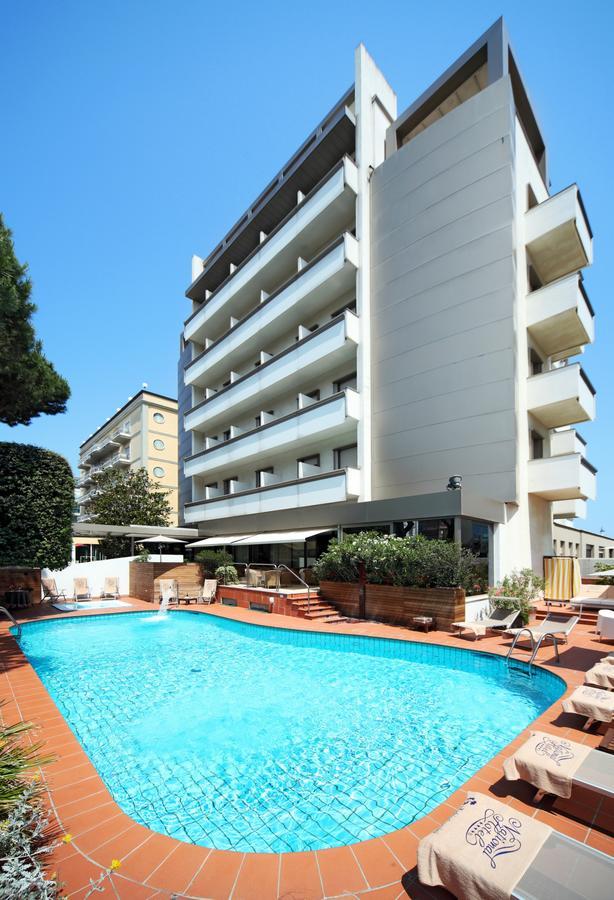 Villa Dei Gelsomini & National Hotel Dal 1903 Rimini Ngoại thất bức ảnh